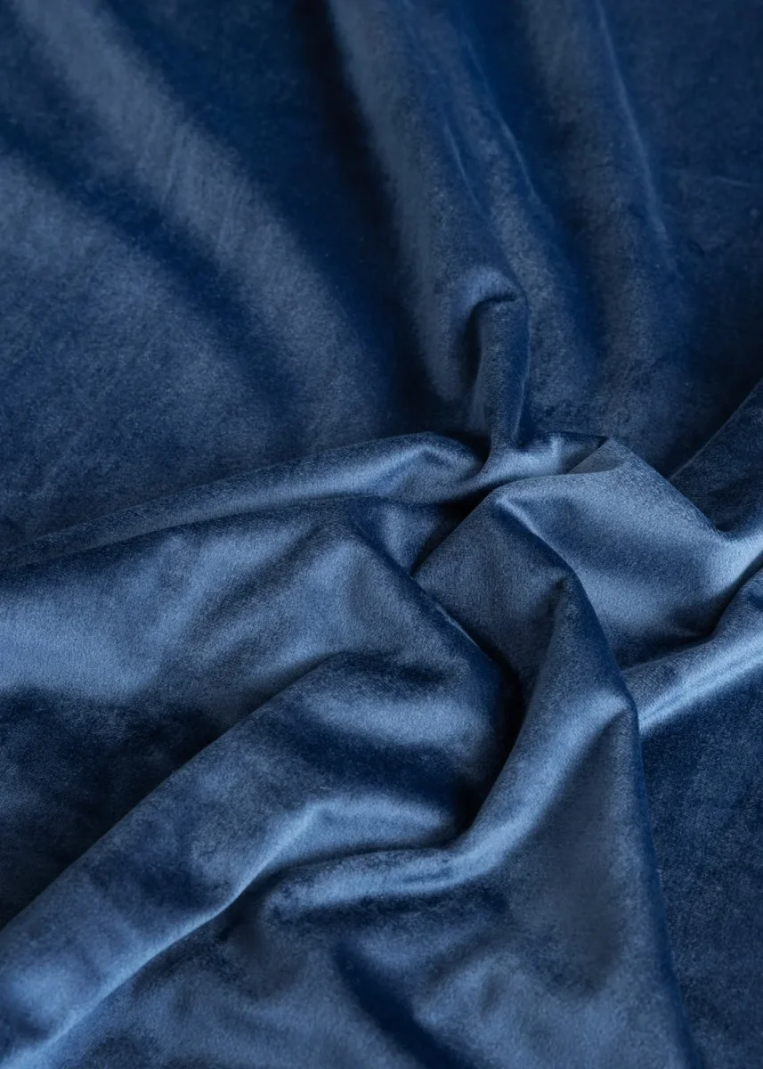 Elsa Royal Blue 250 cm - Sammettiverho 2-kpl. - Image 4